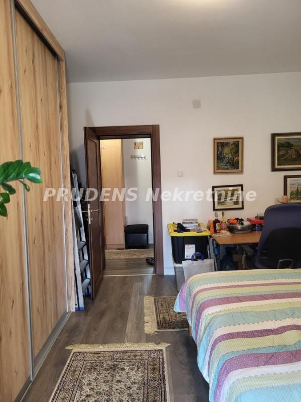 Stan na prodaju u Beogradu, Palilulska pijaca, trosoban, 73m2, cena 311000 evra
