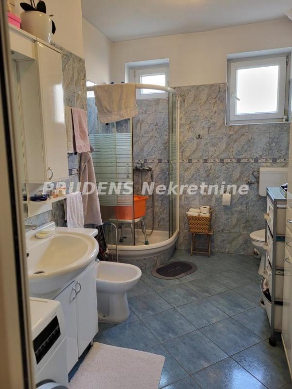 Stan na prodaju u Beogradu, Palilulska pijaca, trosoban, 73m2, cena 311000 evra