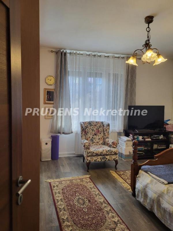 Stan na prodaju u Beogradu, Palilulska pijaca, trosoban, 73m2, cena 311000 evra
