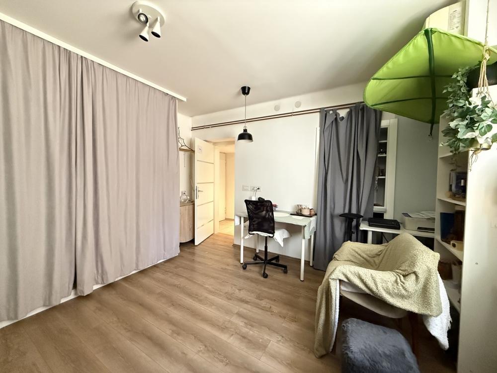 Stan na prodaju u Beogradu, Crveni Krst, jednoiposoban, 30m2, cena 96000 evra