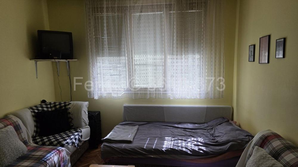 Stan na prodaju u Beogradu, Karaburma, 20m2, cena 68000 evra