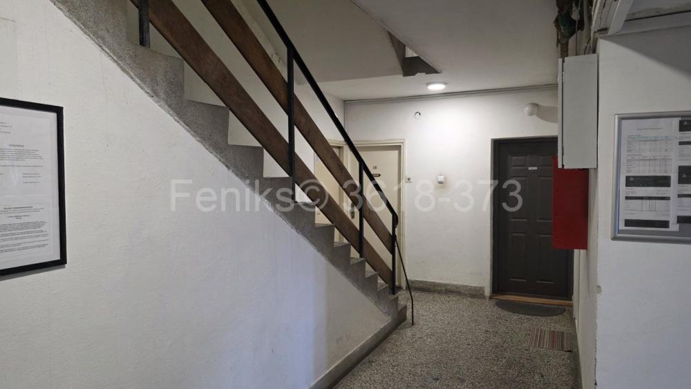 Stan na prodaju u Beogradu, Karaburma, 20m2, cena 68000 evra