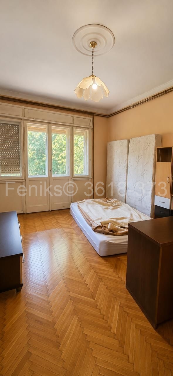 Stan na prodaju u Beogradu, Slavija, troiposoban, 96m2, cena 399000 evra
