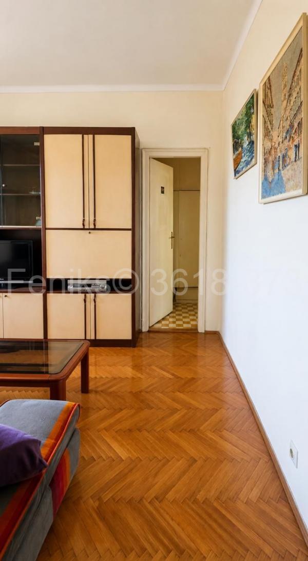Stan na prodaju u Beogradu, Slavija, troiposoban, 96m2, cena 399000 evra