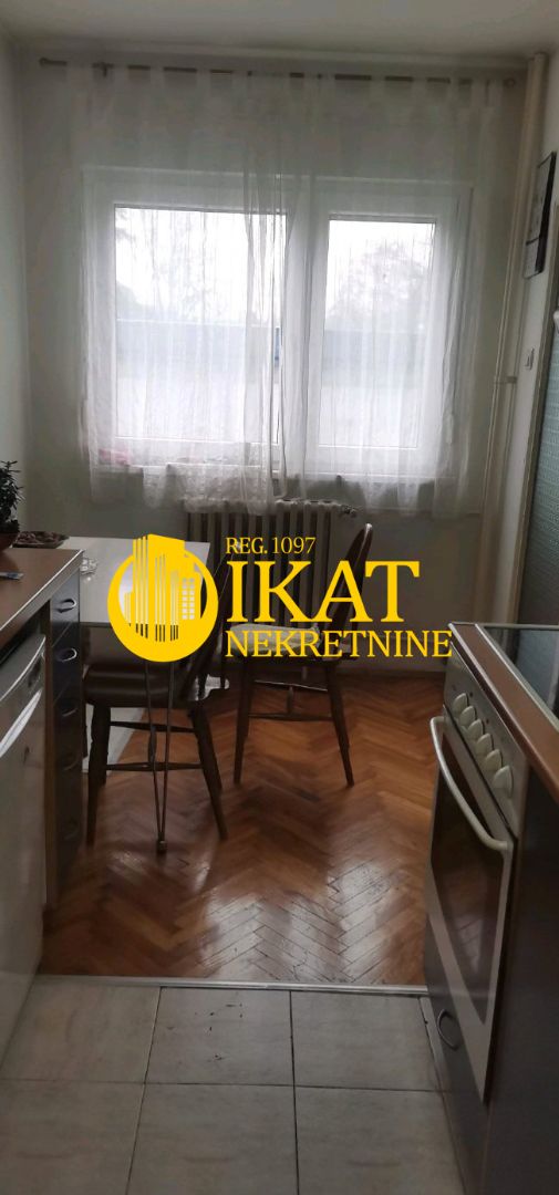 Stan na prodaju u Beogradu, Karaburma, dvosoban, 50m2, cena 155000 evra