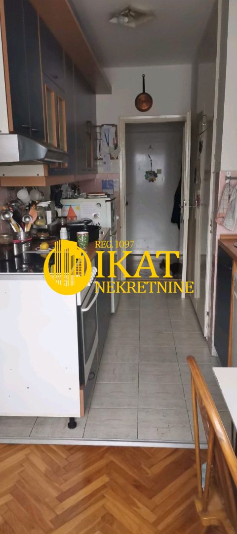 Stan na prodaju u Beogradu, Karaburma, dvosoban, 50m2, cena 155000 evra