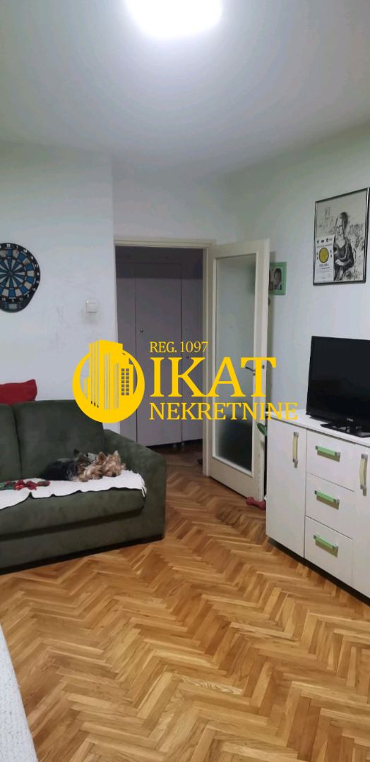 Stan na prodaju u Beogradu, Karaburma, dvosoban, 50m2, cena 155000 evra