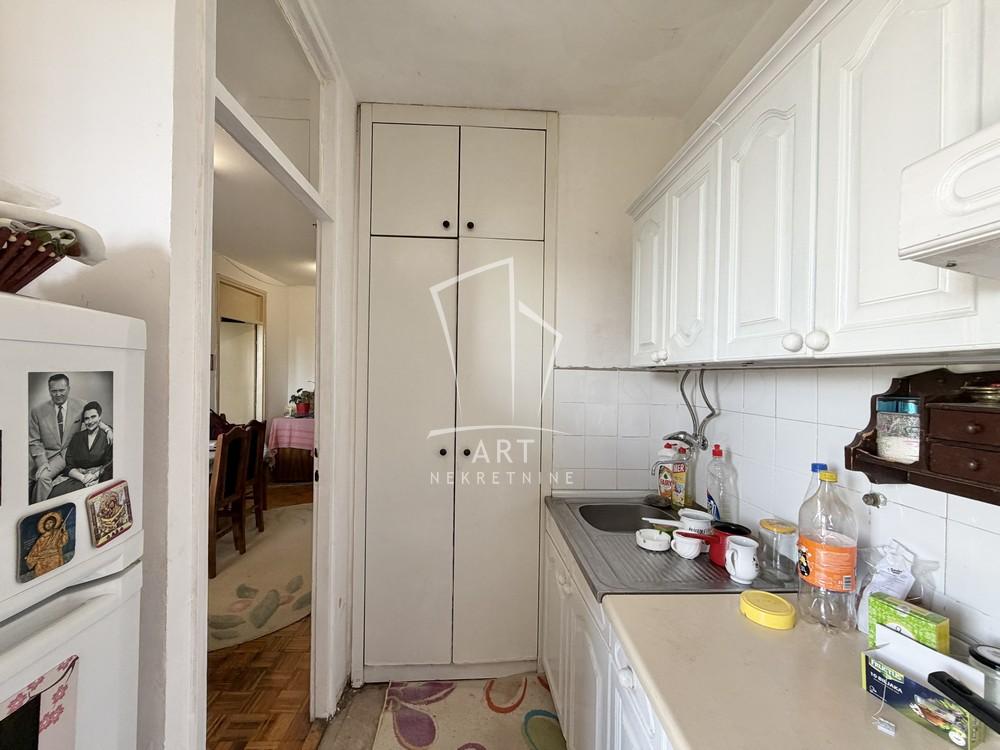 Stan na prodaju u Beogradu, Zvezdara, dvosoban, 58m2, cena 225000 evra