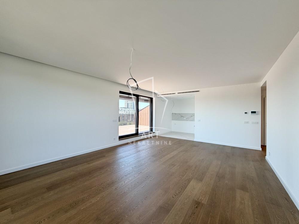 Stan na prodaju u Beogradu, Novi Beograd, trosoban, 170m2, cena 870000 evra