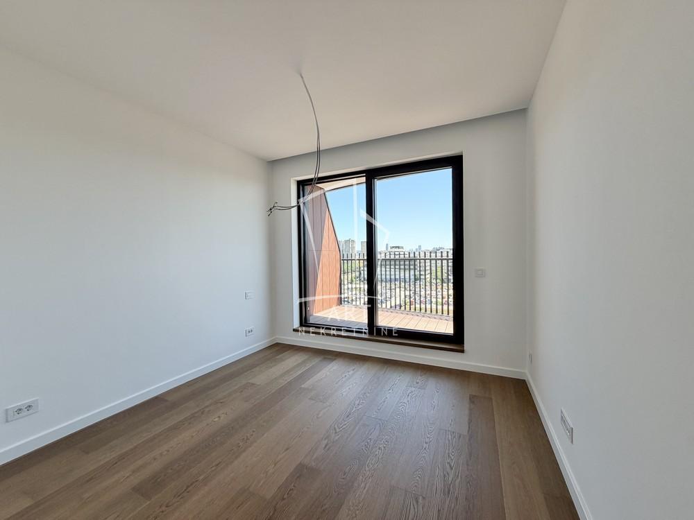 Stan na prodaju u Beogradu, Novi Beograd, trosoban, 170m2, cena 870000 evra