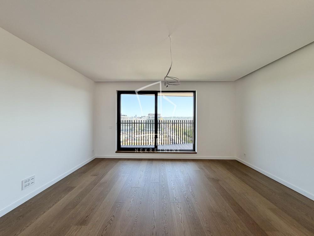 Stan na prodaju u Beogradu, Novi Beograd, trosoban, 170m2, cena 870000 evra