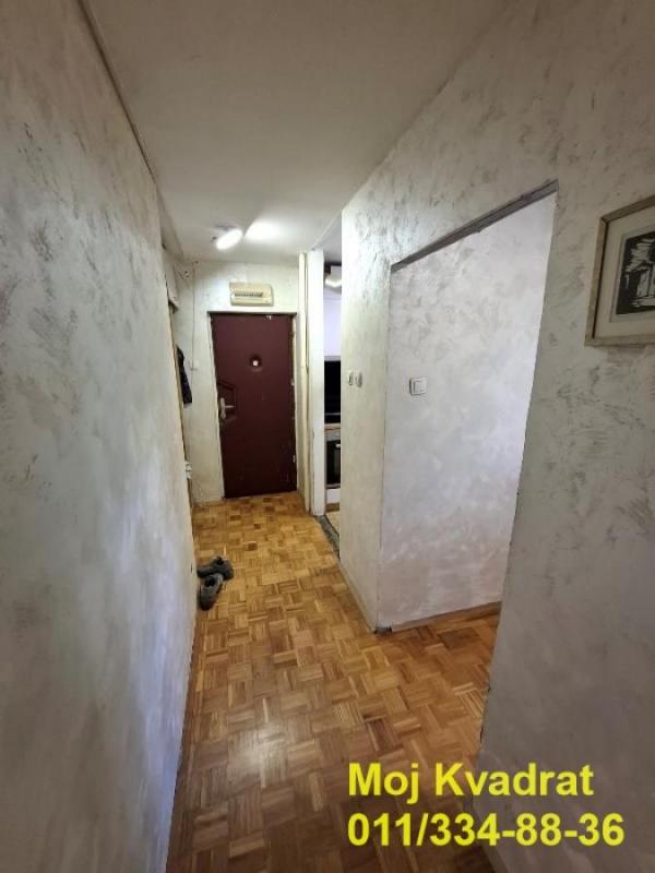 Stan na prodaju u Beogradu, Novi Beograd blok 34 (Studentski grad), troiposoban, 73m2, cena 255000 evra