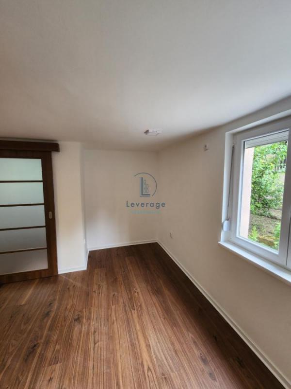 Stan na prodaju u Beogradu, Senjak, jednoiposoban, 30m2, cena 139885 evra