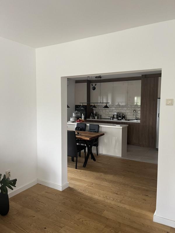 Stan na prodaju u Beogradu, Zemun, dvosoban, 65m2, cena 210000 evra
