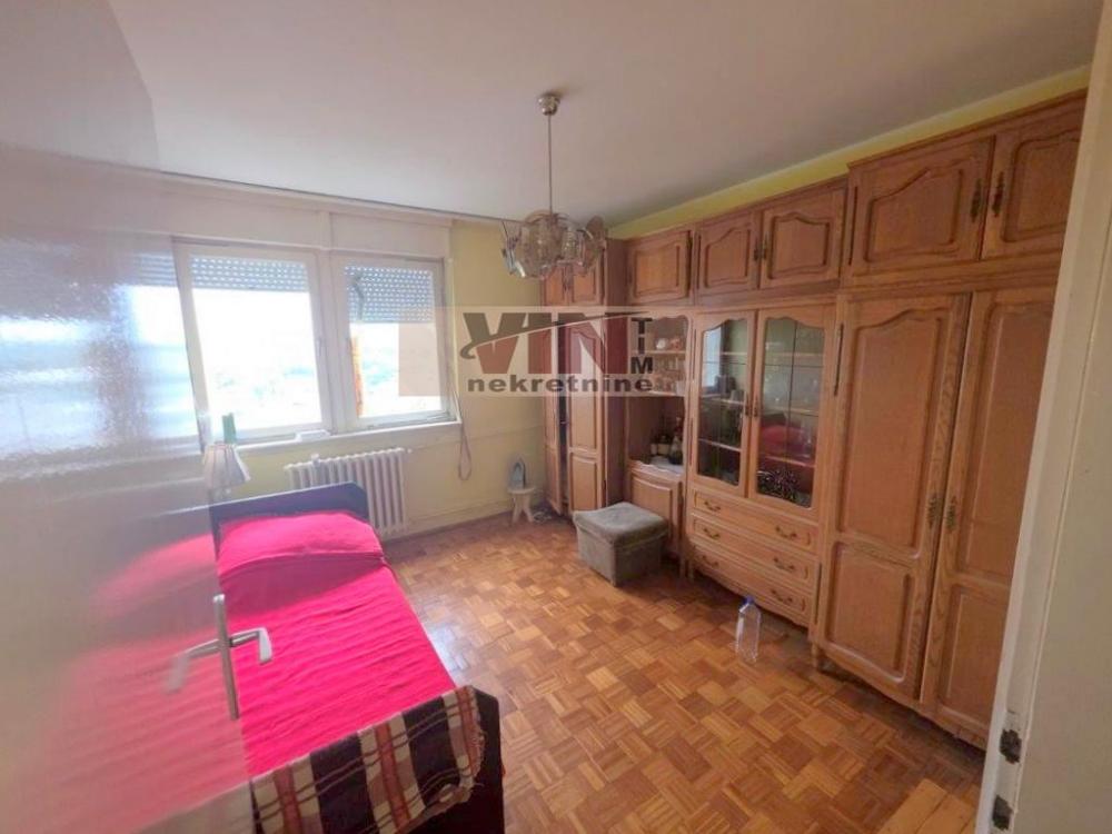 Stan na prodaju u Beogradu, Crveni Krst, trosoban, 72m2, cena 255000 evra