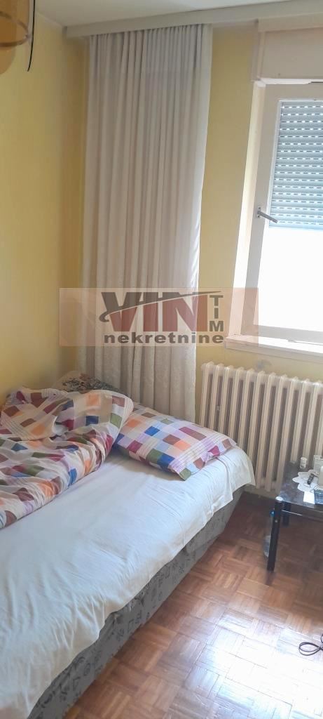 Stan na prodaju u Beogradu, Crveni Krst, trosoban, 72m2, cena 255000 evra