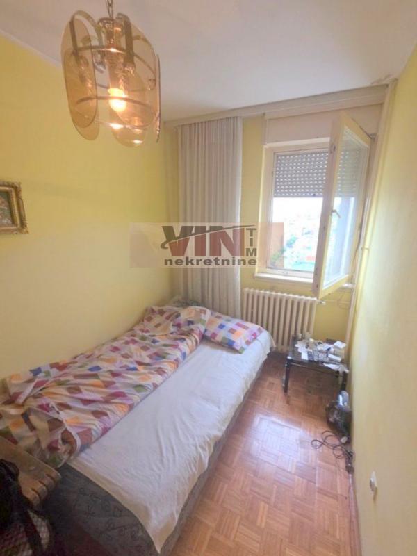 Stan na prodaju u Beogradu, Crveni Krst, trosoban, 72m2, cena 255000 evra