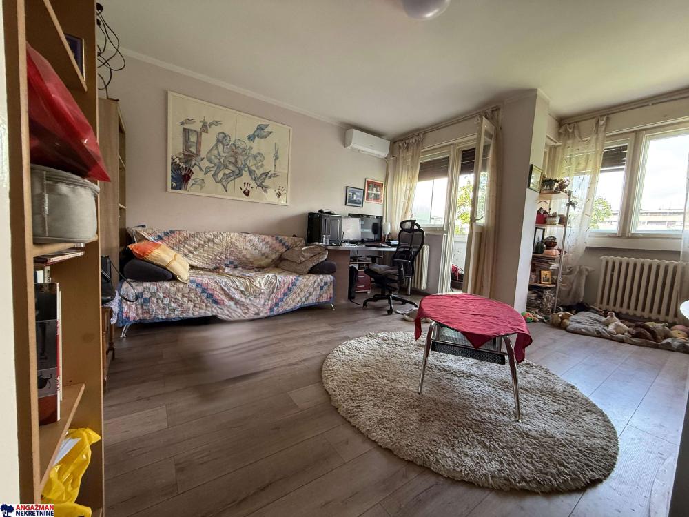 Stan na prodaju u Beogradu, Novi Beograd blok 37, dvoiposoban, 63m2, cena 229000 evra