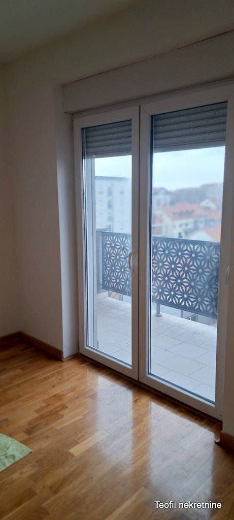 Stan na prodaju u Beogradu, Borča, dvosoban, 48m2, cena 81500 evra