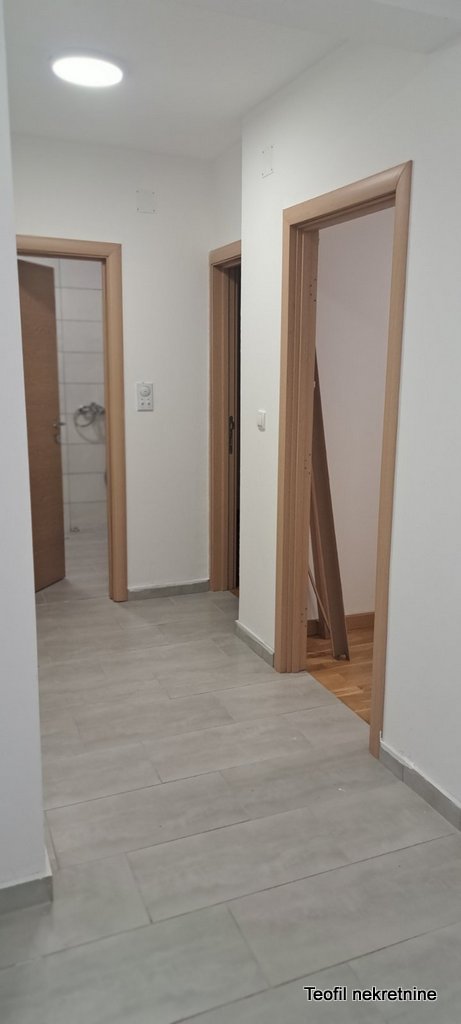 Stan na prodaju u Beogradu, Borča, dvosoban, 48m2, cena 81500 evra