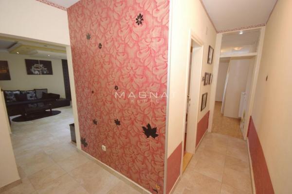 Stan na prodaju u Beogradu, Stari grad, dvosoban, 57m2, cena 256500 evra