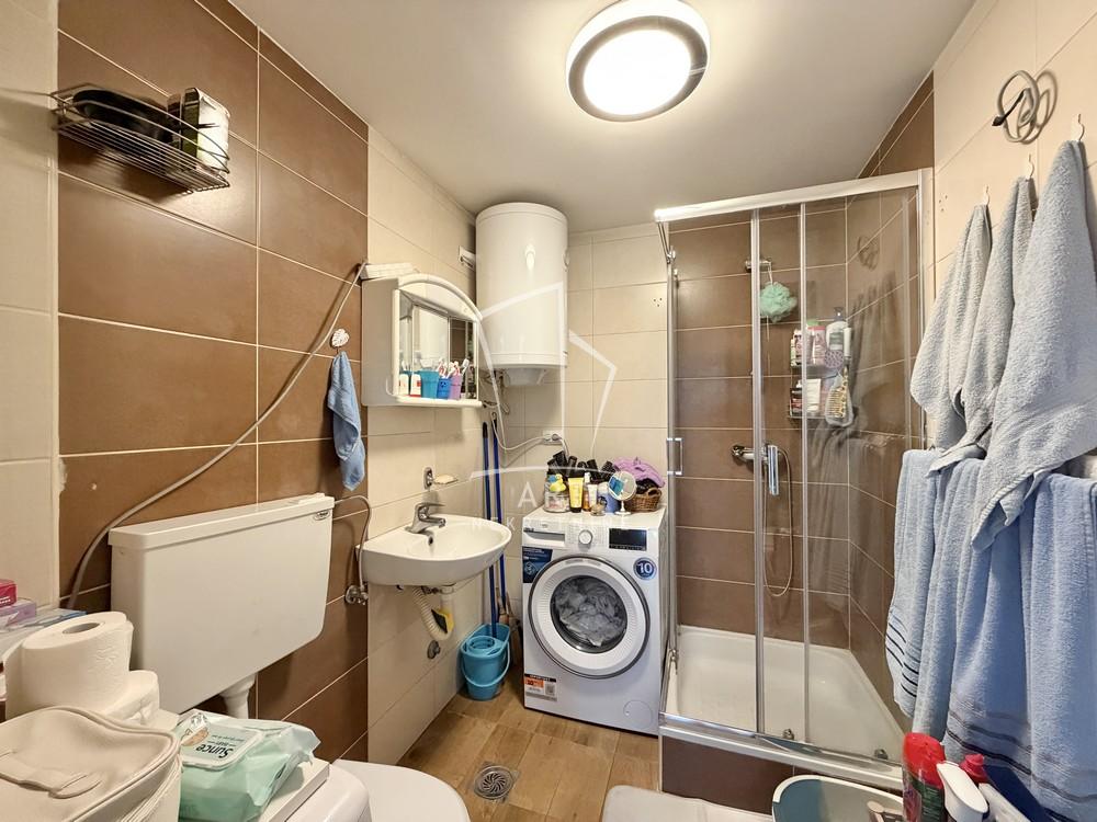 Stan na prodaju u Beogradu, Palilula, trosoban, 72m2, cena 136000 evra