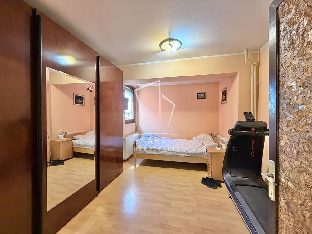 Stan na prodaju u Beogradu, Jajinci, dvosoban, 55m2, cena 75000 evra