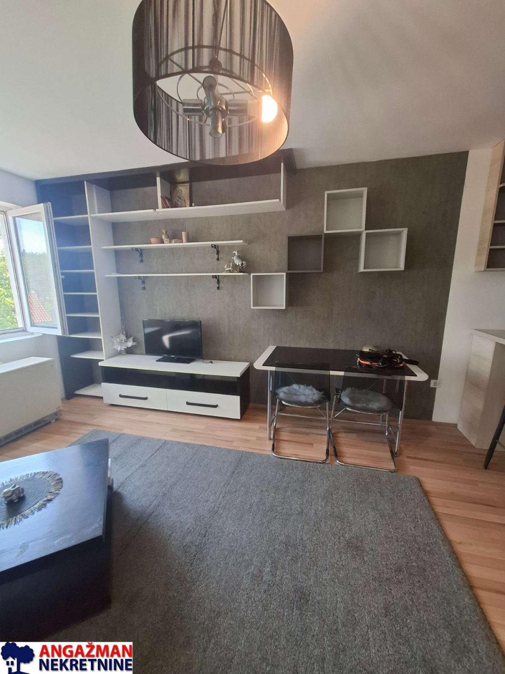 Stan na prodaju u Beogradu, Kumodraž, dvosoban, 48m2, cena 102000 evra
