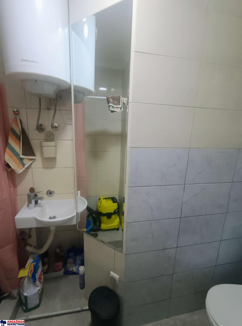 Stan na prodaju u Beogradu, Crveni Krst, jednosoban, 26m2, cena 88000 evra
