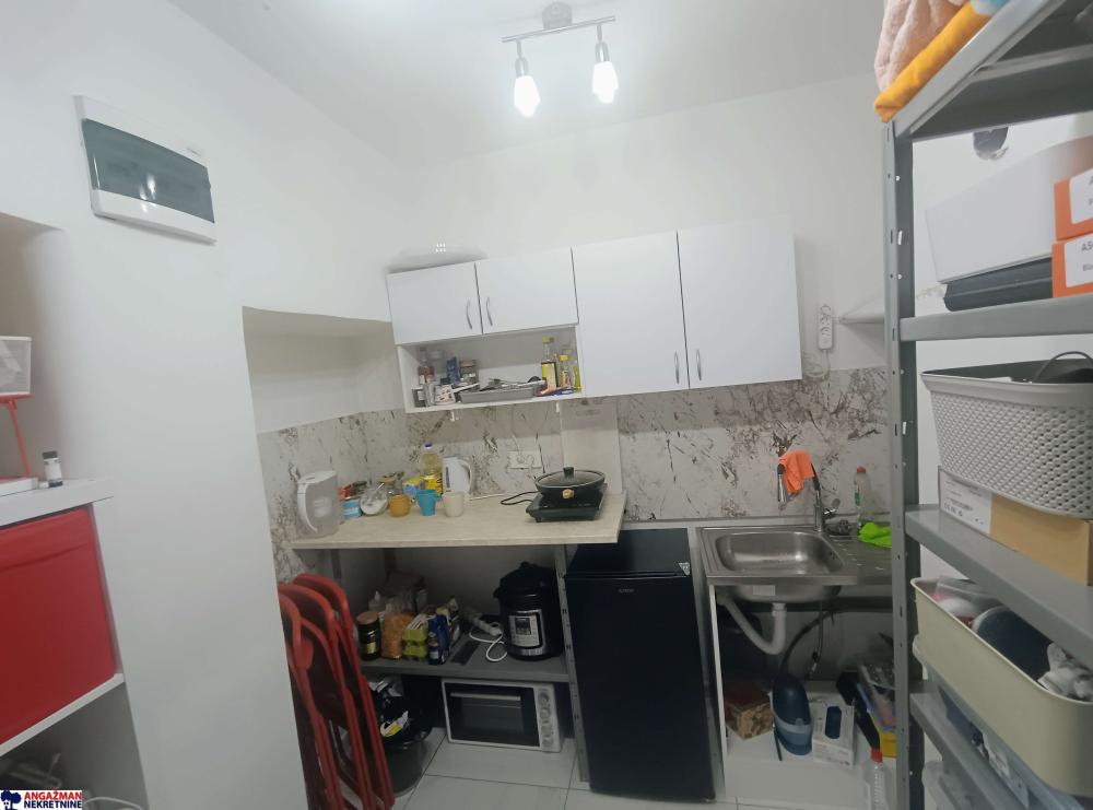 Stan na prodaju u Beogradu, Crveni Krst, jednosoban, 26m2, cena 88000 evra