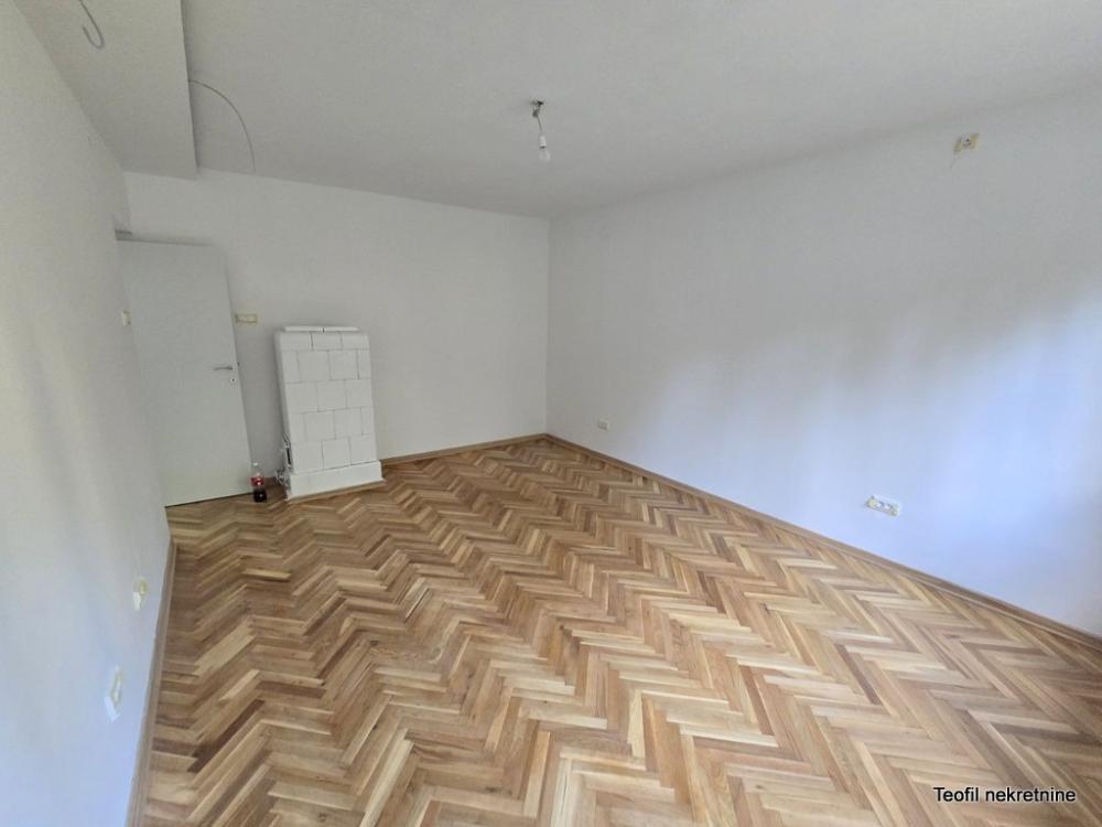 Stan na prodaju u Beogradu, Bulbulder, jednosoban, 37m2, cena 137000 evra