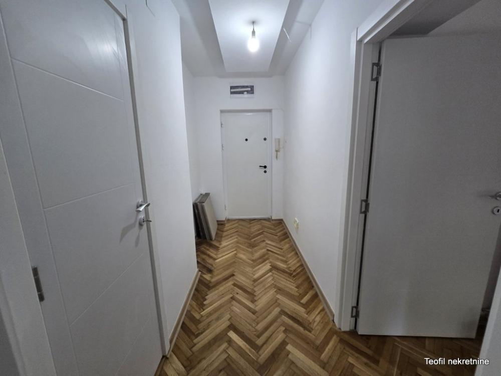 Stan na prodaju u Beogradu, Bulbulder, jednosoban, 37m2, cena 137000 evra