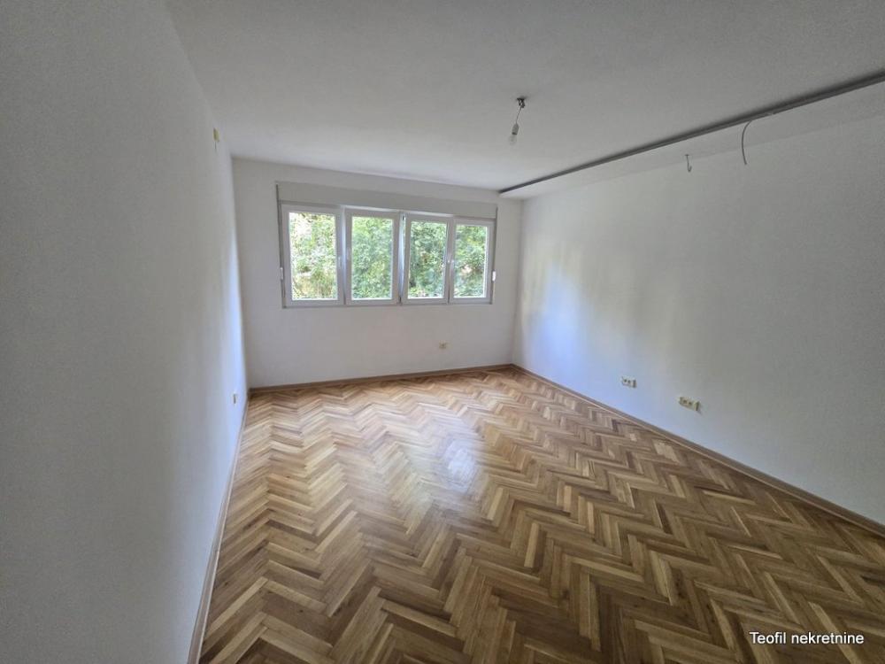 Stan na prodaju u Beogradu, Bulbulder, jednosoban, 37m2, cena 137000 evra