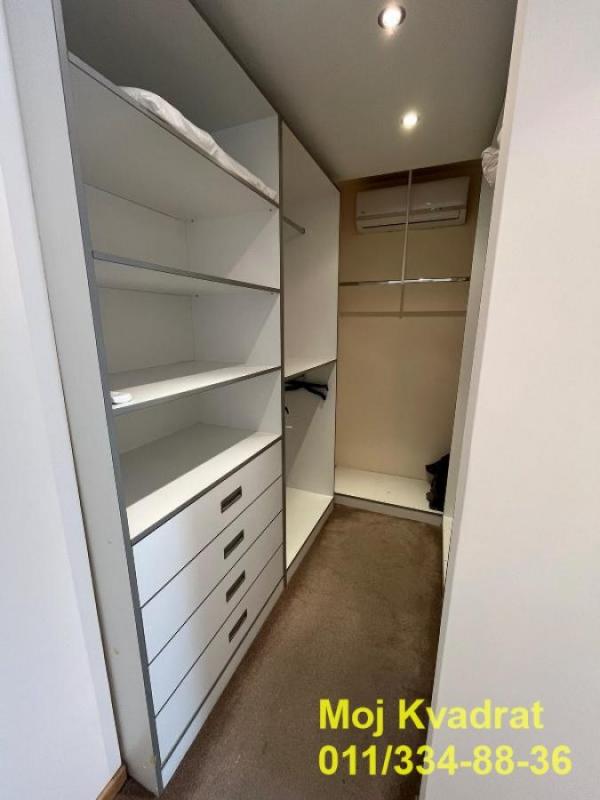 Stan na prodaju u Beogradu, Novi Beograd blok 67A (Belvile), trosoban, 106m2, cena 399000 evra