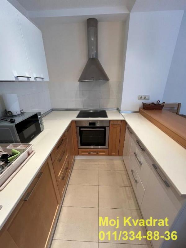 Stan na prodaju u Beogradu, Novi Beograd blok 67A (Belvile), trosoban, 106m2, cena 399000 evra