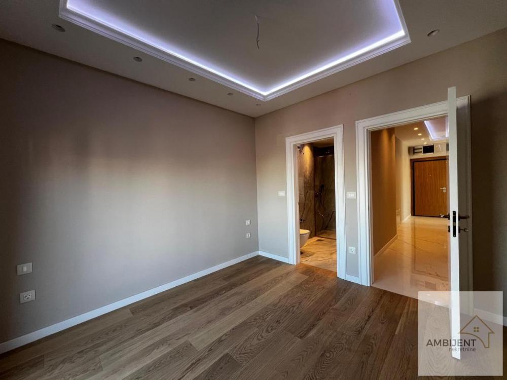 Stan na prodaju u Beogradu, Bulbulder, 162m2, cena 486000 evra