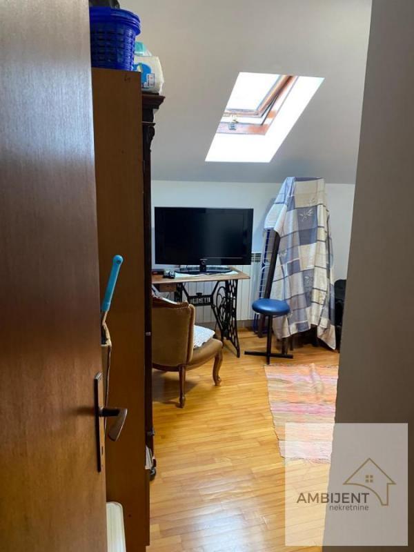 Stan na prodaju u Beogradu, Zemun centar, cetvorosoban, 104m2, cena 295000 evra