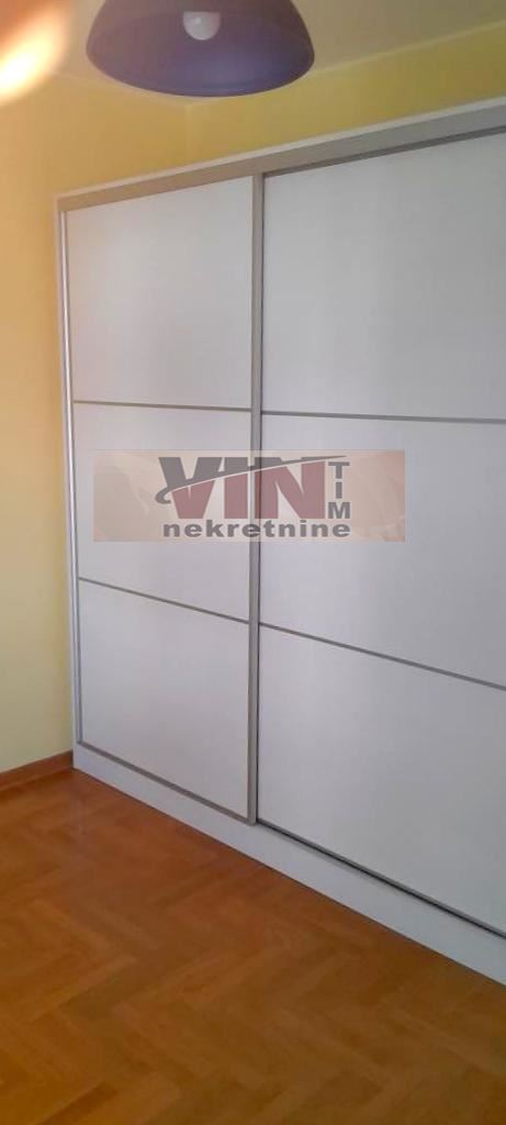 Stan na prodaju u Beogradu, Olimp, dvoiposoban, 62m2, cena 186000 evra
