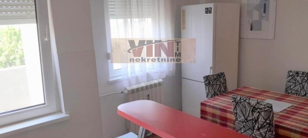Stan na prodaju u Beogradu, Olimp, dvoiposoban, 62m2, cena 186000 evra