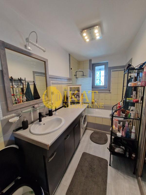 Stan na prodaju u Beogradu, Senjak, trosoban, 110m2, cena 389000 evra