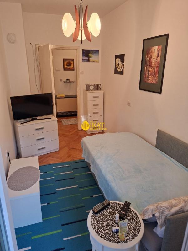 Stan na prodaju u Beogradu, Karaburma, dvosoban, 51m2, cena 156000 evra