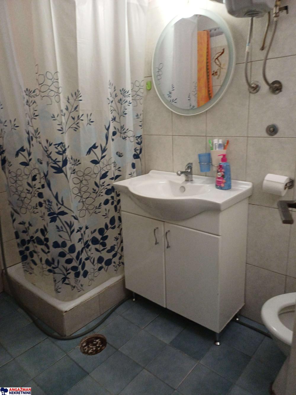 Stan na prodaju u Beogradu, Fontana, dvosoban, 57m2, cena 200000 evra