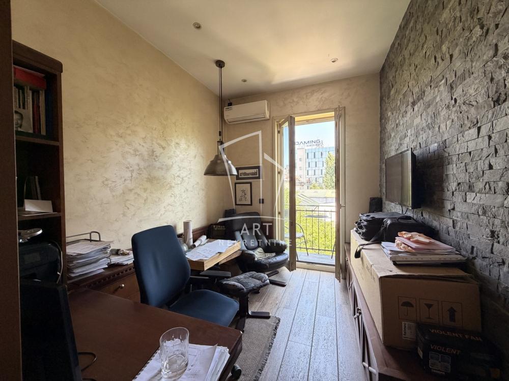 Stan na prodaju u Beogradu, Vračar, trosoban, 85m2, cena 315000 evra