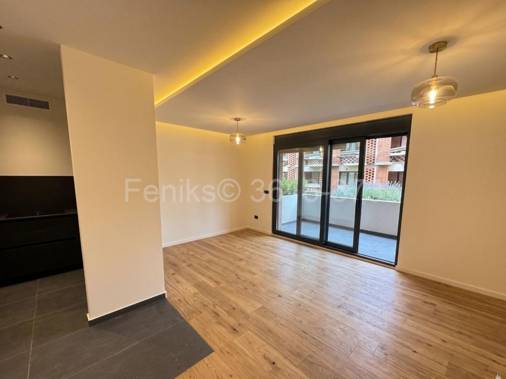 Stan na prodaju u Beogradu, Voždovac, trosoban, 121m2, cena 483000 evra