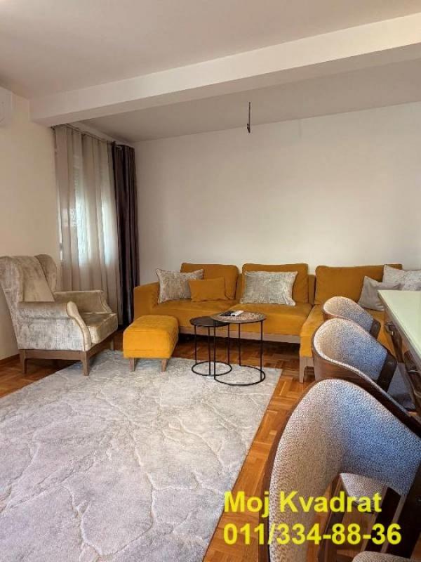 Stan na prodaju u Beogradu, Bulbulder, dvoiposoban, 80m2, cena 240000 evra
