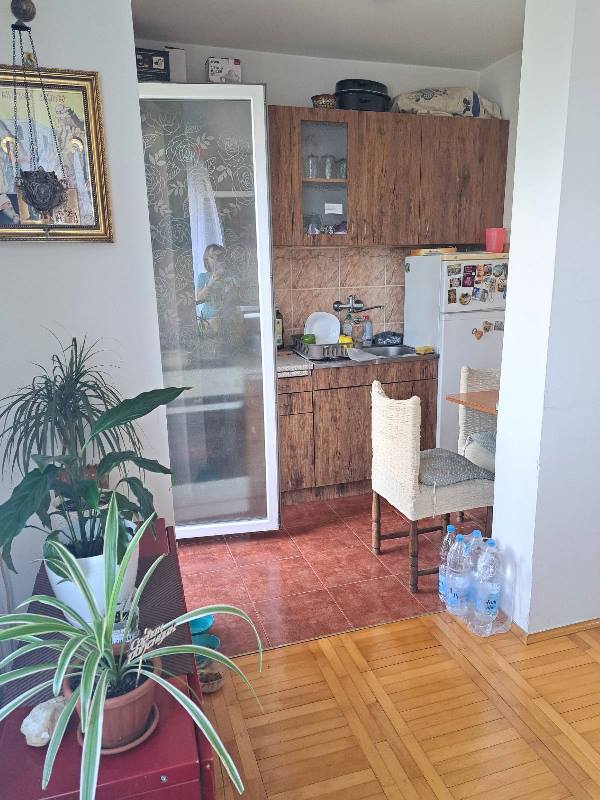 Stan na prodaju u Beogradu, Karaburma, dvosoban, 37m2, cena 90000 evra