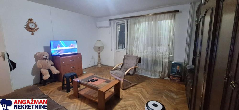 Stan na prodaju u Beogradu, Kanarevo brdo, jednoiposoban, 54m2, cena 131000 evra