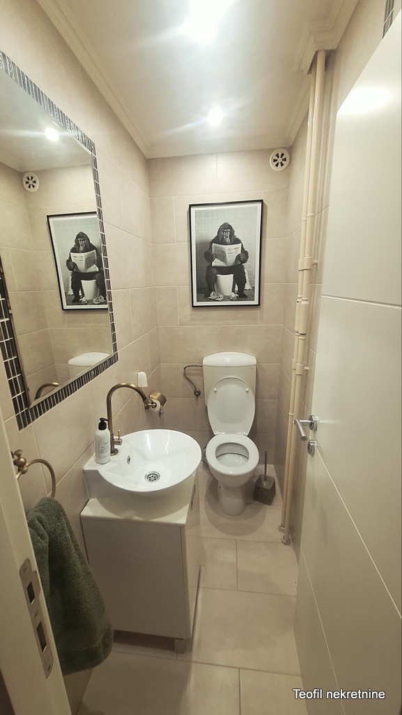 Stan na prodaju u Beogradu, Zemun, dvoiposoban, 77m2, cena 395000 evra