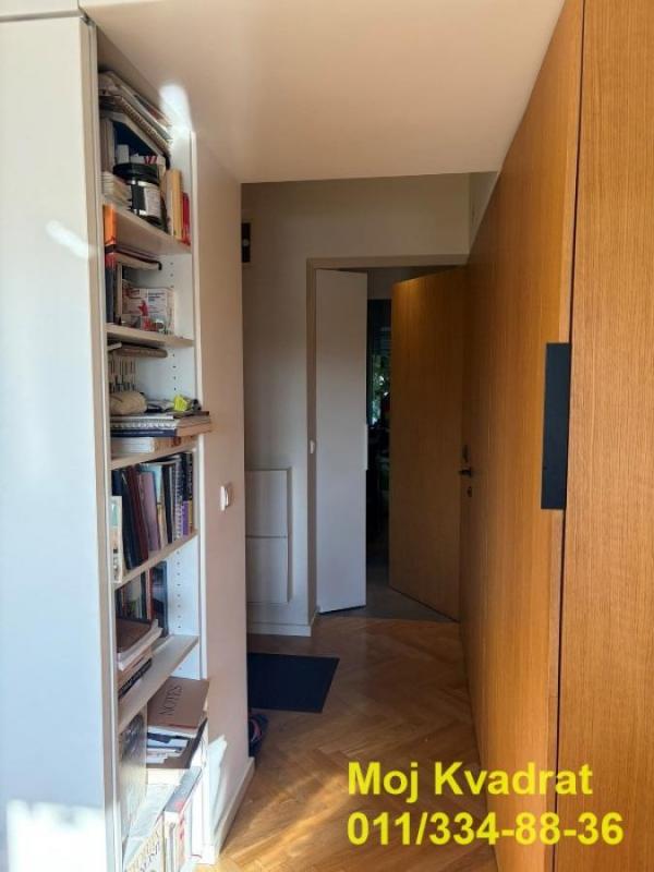 Stan na prodaju u Beogradu, Lion, dvoiposoban, 57m2, cena 259000 evra
