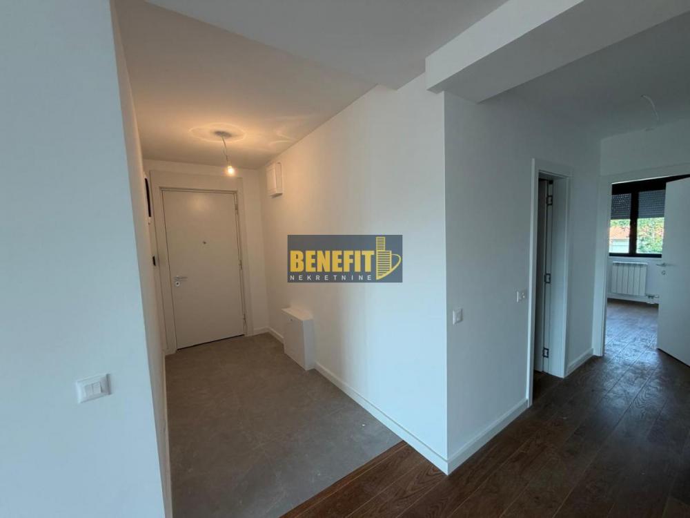 Stan na prodaju u Beogradu, Retenzija blok 9B, trosoban, 73m2, cena 344000 evra